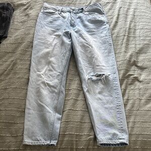 Levi’s Mom Light Blue Distressed Jeans
